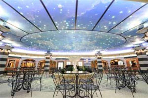  MSC Cruises Fantasia Class piazza icecream.jpg